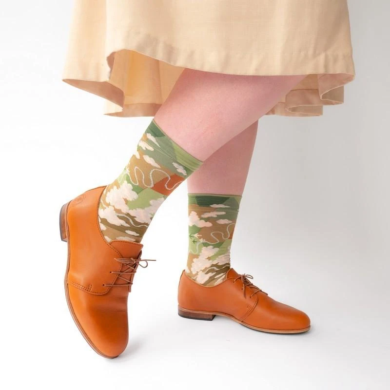 Bonne Maison Grüne Motivsocken Mit Wolken Und Flugzeugen SALE Bonne Maison Grüne Motivsocken Mit Wolken Und Flugzeugen SALE