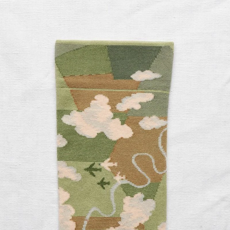 Bonne Maison Grüne Motivsocken Mit Wolken Und Flugzeugen SALE Bonne Maison Grüne Motivsocken Mit Wolken Und Flugzeugen SALE