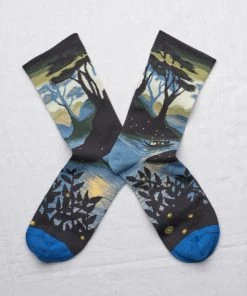 Bonne Maison SALE Motivsocken Landschaft Mit Glühwürmchen 8 Bonne Maison SALE Motivsocken Landschaft Mit Glühwürmchen