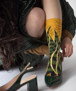 Bonne Maison Socken Buttercup Leaf 9 Bonne Maison Socken Buttercup Leaf