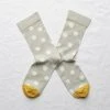 Bonne Maison Socken Polkadot Celadon Grau Weiß 1 Bonne Maison Socken Polkadot Celadon Grau Weiß