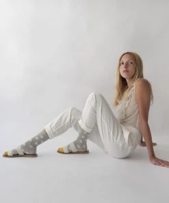 Bonne Maison Socken Polkadot Celadon Grau Weiß 4 Bonne Maison Socken Polkadot Celadon Grau Weiß