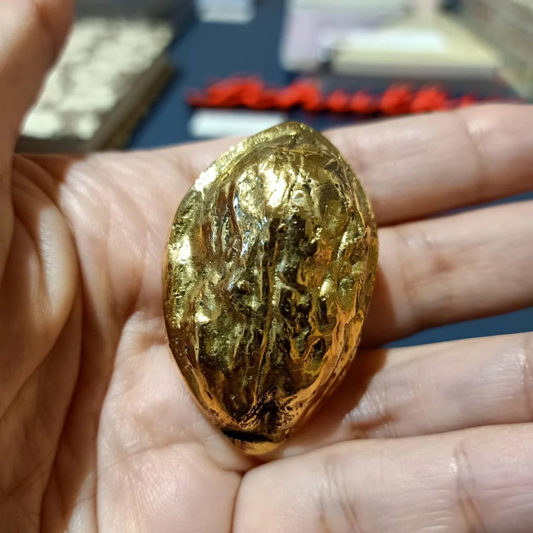 Briefbeschwerer Walnuss - Carl Auböck Bürobedarf 6 Briefbeschwerer Walnuss - Carl Auböck Bürobedarf