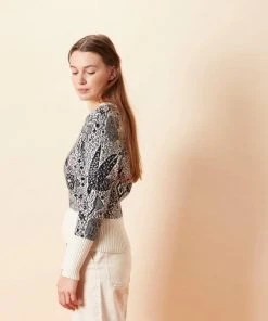 Donna Wilson Birdie Schwarz Weißer Pullover Aus Reiner Wolle SALE