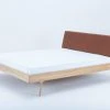 Gazzda Möbel FAWN Bett Deep Frame - Eiche Mit Kopfteil Mit Lederbezug
