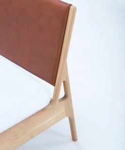Gazzda Möbel FAWN Bett Deep Frame - Eiche Mit Kopfteil Mit Lederbezug