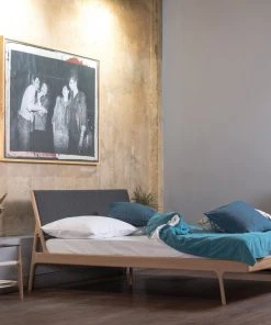 Gazzda Möbel FAWN Bett Schmaler Rahmen - Eiche Mit Kopfteil Mit Naturfaserbezug