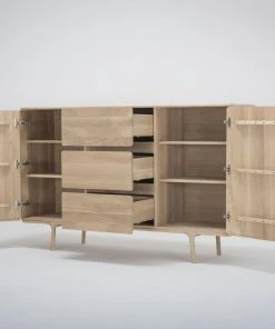Möbel Hohes Sideboard Aus Massiver Eiche - Dresser FAWN Von Gazzda 11 Möbel Hohes Sideboard Aus Massiver Eiche - Dresser FAWN Von Gazzda