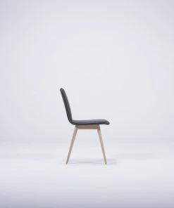 Stuhl ENA Mit Lederbezug Von Gazzda - 2 Stühle á 425 Euro Möbel