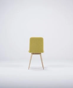 Stuhl ENA Mit Woll-Flachs Bezug Im Salz Und Pfeffer Design Von Gazzda - 2 Stühle á 385 Euro