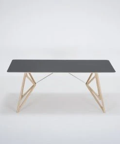 Tisch TINK Mit Linoleumplatte Und Gestell Aus Eiche Von Gazzda Möbel