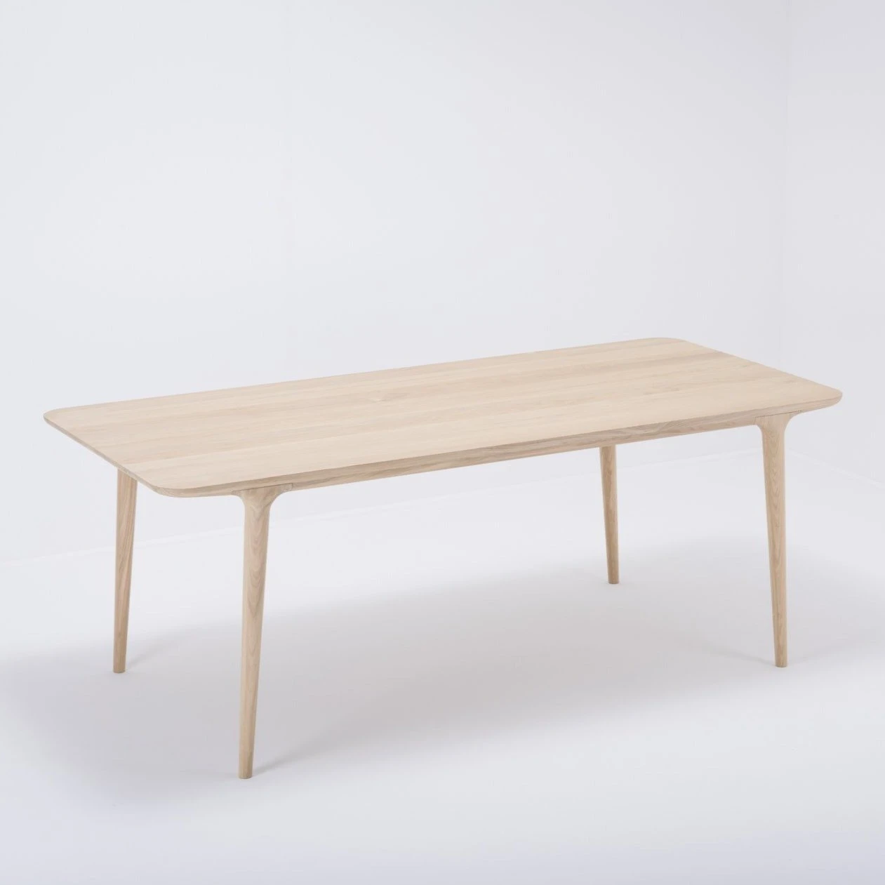 Esstisch FAWN Von Gazzda 200cm Weiß Geölt - Auf Lager Möbel Esstisch FAWN Von Gazzda 200cm Weiß Geölt - Auf Lager Möbel