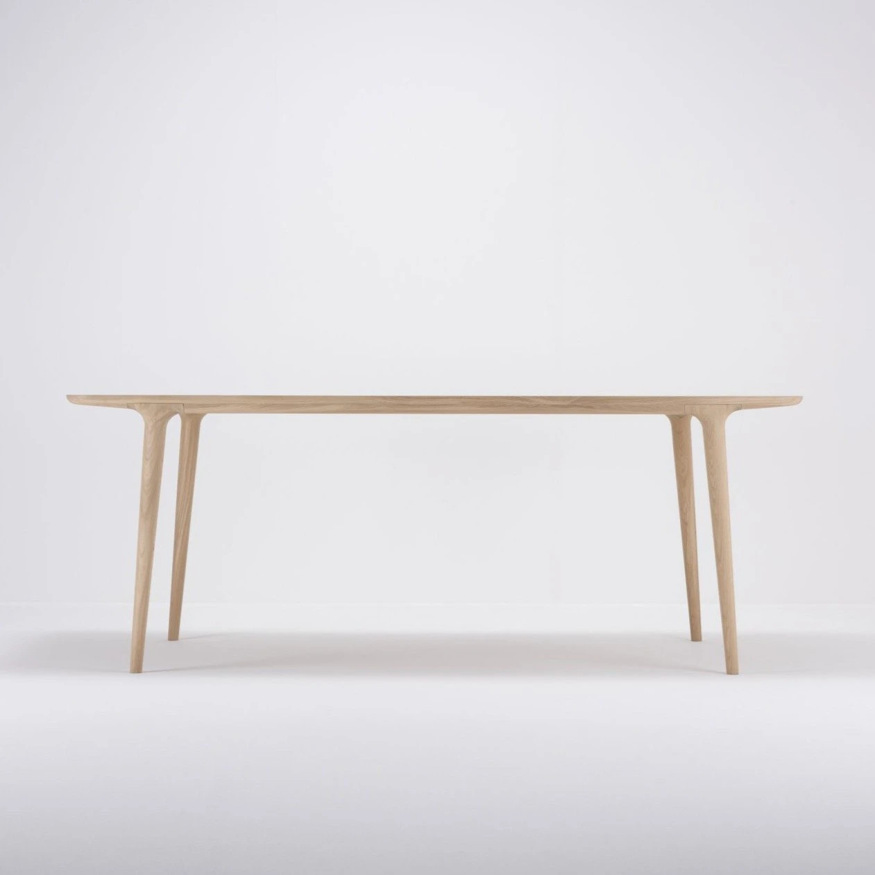 Esstisch FAWN Von Gazzda 200cm Weiß Geölt - Auf Lager Möbel Esstisch FAWN Von Gazzda 200cm Weiß Geölt - Auf Lager Möbel