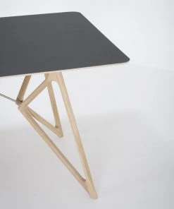 Tisch TINK Mit Linoleumplatte Und Gestell Aus Eiche Von Gazzda Möbel