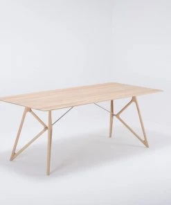 Möbel Tisch TINK Platte Und Gestell Aus Eiche Von Gazzda