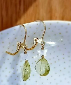 Indígena Schmuck Ohrringe - Mit Kleinen Perlmuttschmetterlingen Und Lemonquarztropfen 5