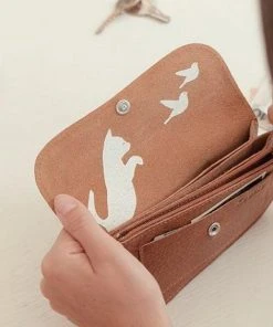 Keecie Geldbörsen Cat Chase Wallet - Cognac Ledergeldbörse Mit Siebdruck Katzen