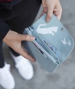 Keecie Geldbörsen Cat Chase Wallet - Gelbe Ledergeldbörse Mit Siebdruck Katzen 7 Keecie Geldbörsen Cat Chase Wallet - Gelbe Ledergeldbörse Mit Siebdruck Katzen