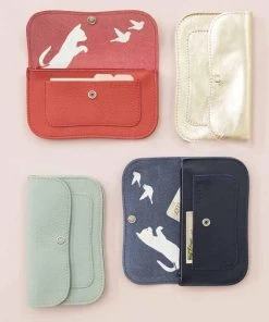 Keecie Geldbörsen Cat Chase Wallet - Korallenfarbene Ledergeldbörse Mit Siebdruck Katzen 5 Keecie Geldbörsen Cat Chase Wallet - Korallenfarbene Ledergeldbörse Mit Siebdruck Katzen