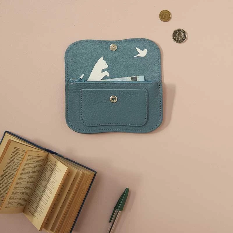 Keecie Portemonnaie Cat Chase Geldbörse Medium Blau Mit Katzen Im Innenleben Geldbörsen Keecie Portemonnaie Cat Chase Geldbörse Medium Blau Mit Katzen Im Innenleben Geldbörsen