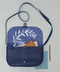 Keecie Lederhandtasche Wish Tree - Nachtblau Taschen 8 Keecie Lederhandtasche Wish Tree - Nachtblau Taschen