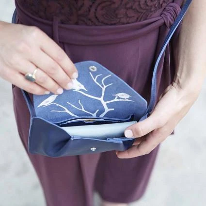 Keecie Backing Vocals - Kleine Dunkelblaue Ledertasche Taschen Keecie Backing Vocals - Kleine Dunkelblaue Ledertasche Taschen