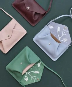 Keecie Taschen Backing Vocals Kleine Ledertasche Puderrosa