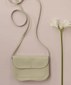 Keecie Cat Chase Kleine Ledertasche Cement Lichtgrau Taschen