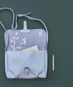 Keecie Kleine Messenger Bag - Flora Und Fauna Lavender Taschen