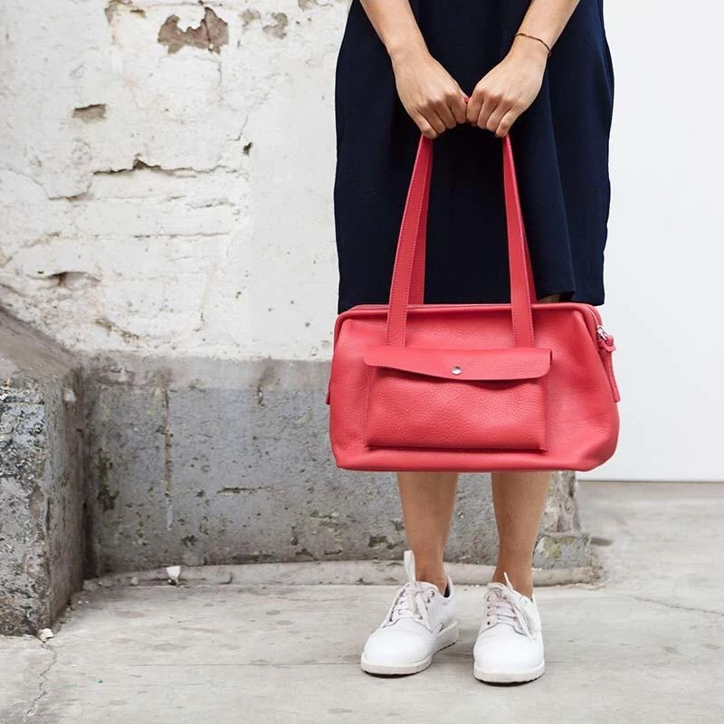 Keecie Room Service, Ledertasche Im Dokterkoffer- Stil, Korallenrot Taschen Keecie Room Service, Ledertasche Im Dokterkoffer- Stil, Korallenrot Taschen