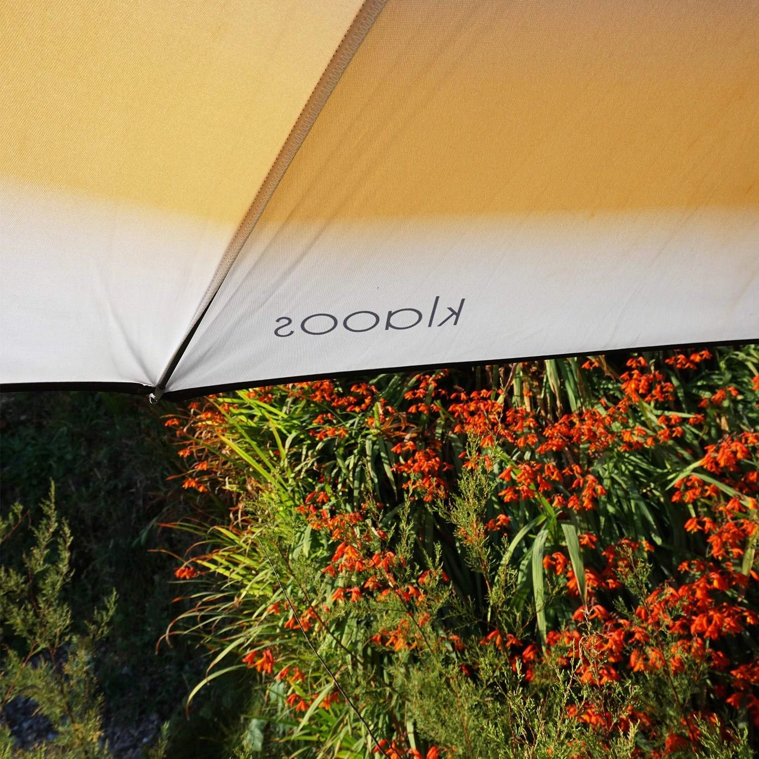 Klaoos Strand- Sonnenschirm - PSYCHÉ Blau Gelb Balkon & Terasse Klaoos Strand- Sonnenschirm - PSYCHÉ Blau Gelb Balkon & Terasse