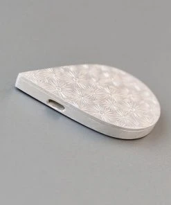 Medaillon Aus Silber Feuerwerk In Tropfenform Von Mabotte Schmuck