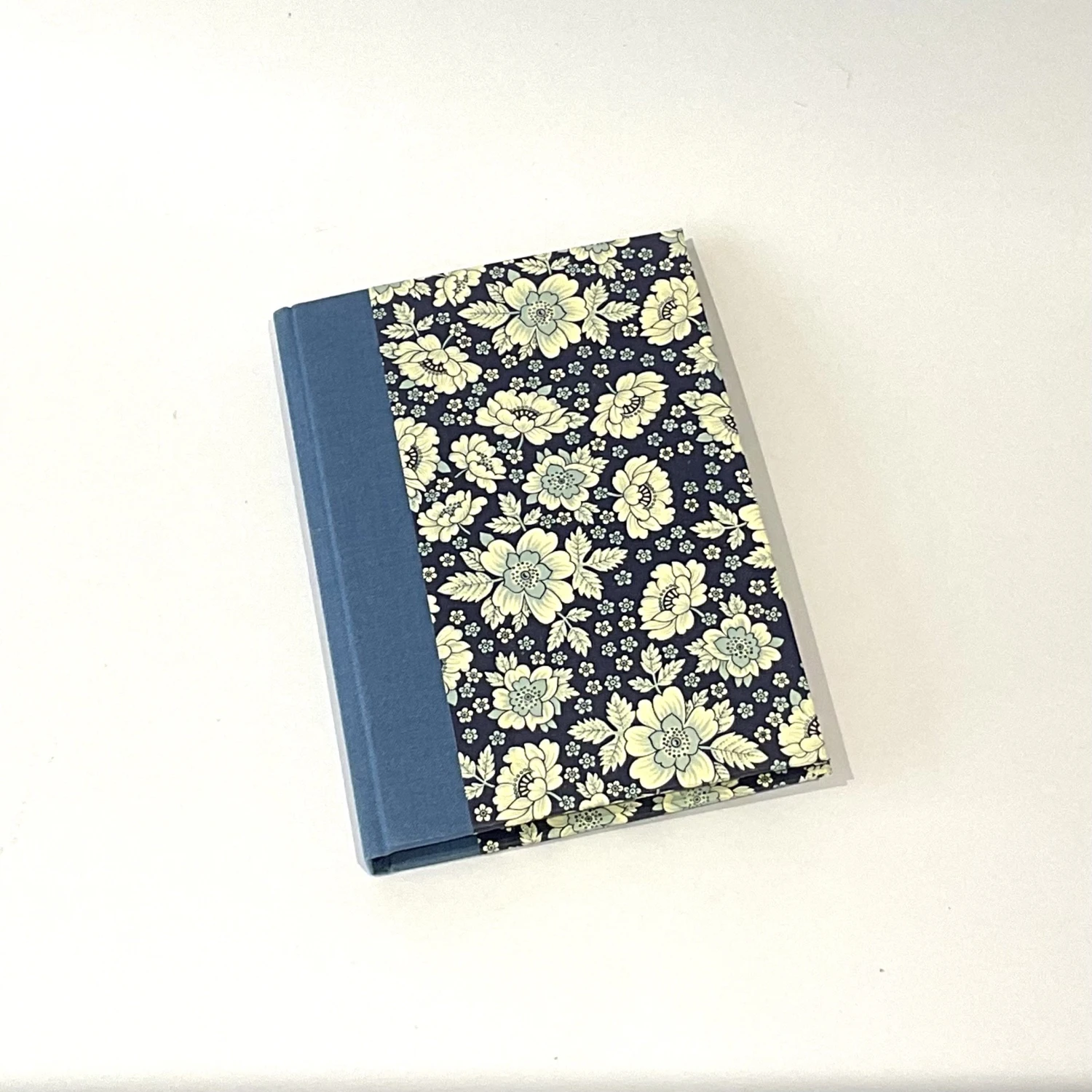 Nauli Adressbuch A6 Englische Blumen Blau Adressbücher 3 Nauli Adressbuch A6 Englische Blumen Blau Adressbücher