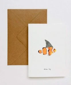 Pink Cloud Studio Grußkarte - Dream Big - Clownfisch Mit Haiflischflosse Glückwunsch Und Grußkarten