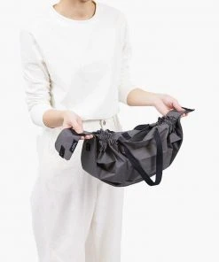 Shupatto Schwarze Kompakte Falttasche M - Charcoal (Sumi)