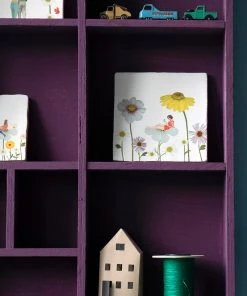 Wanddekoration Surrounded By Flowers - StoryTiles