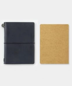 Traveler's Company Traveler's Company 010 Traveler´s Notebook Refill Kraft Paper Folder Passport Size